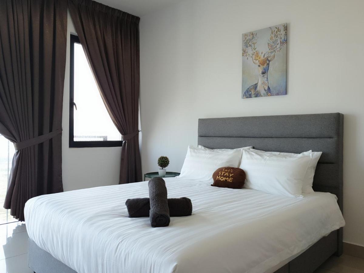 Apartment Letstay@setia Alam/city Mall/convention Centre