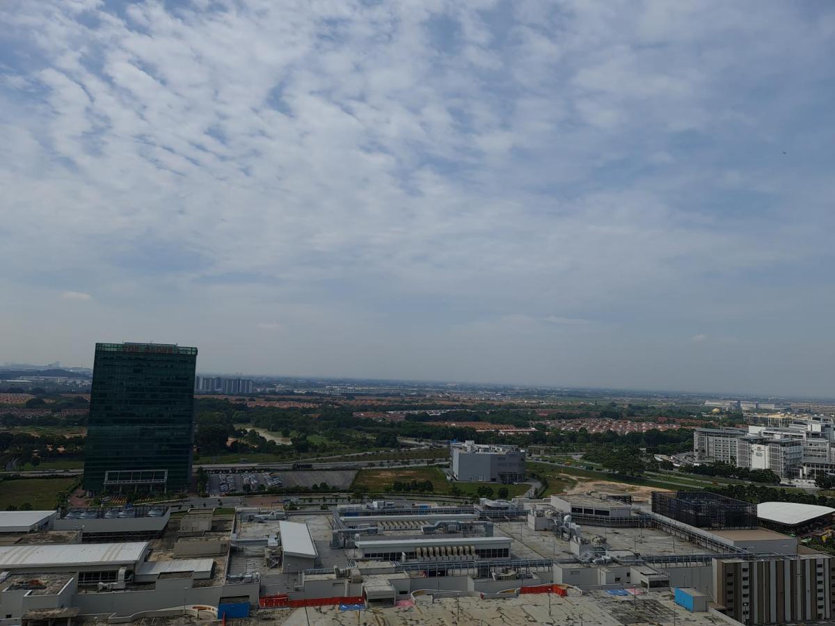 Apartment Letstay@setia Alam/city Mall/convention Centre