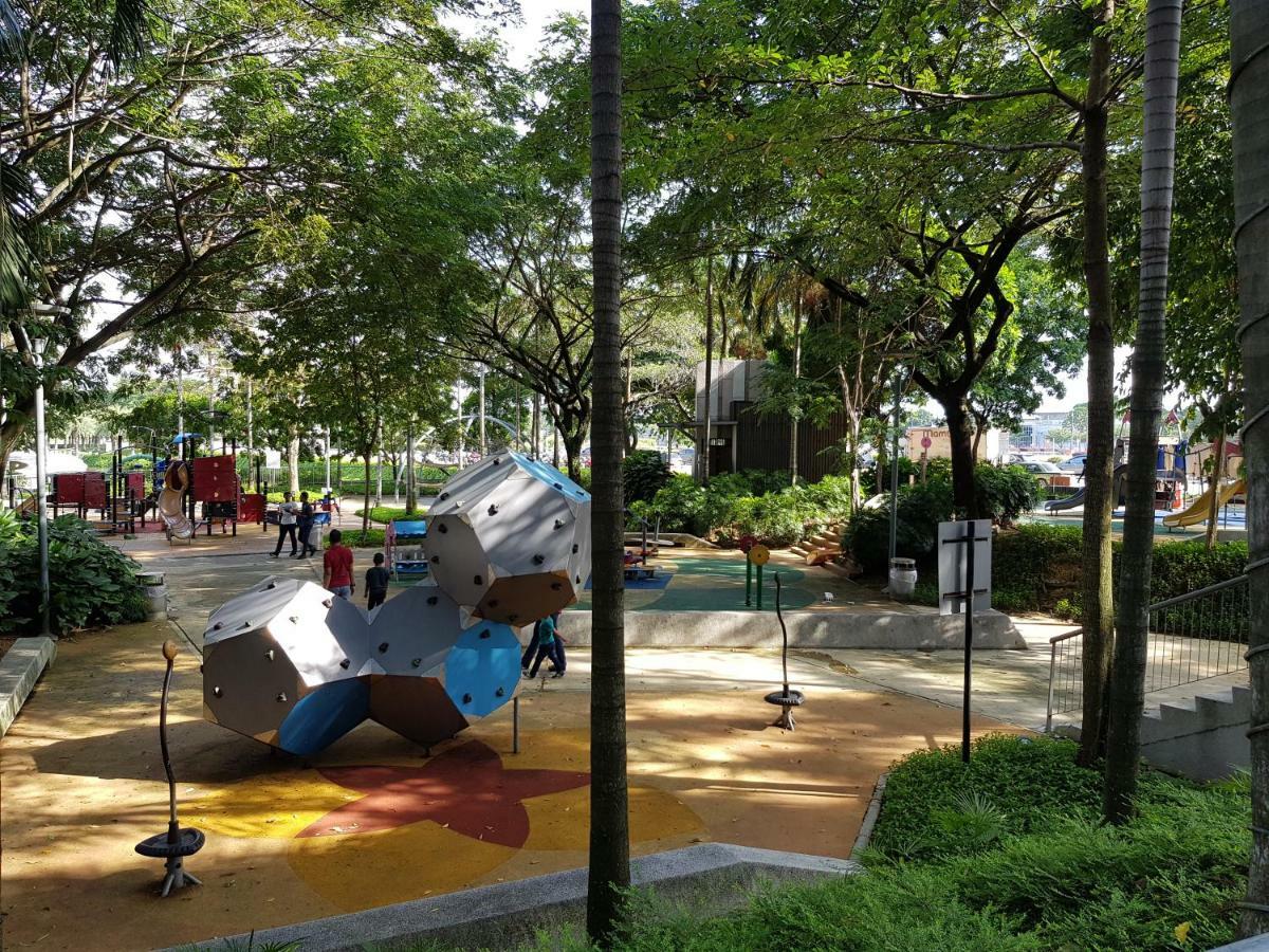 Apartment Letstay@setia Alam/city Mall/convention Centre Shah Alam